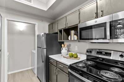 1 BR for rent — 12113 Metric Blvd, Austin 1
