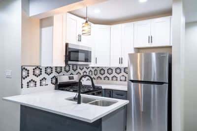 4 BR for rent — 7948 S Evans Ave #9, Chicago 4