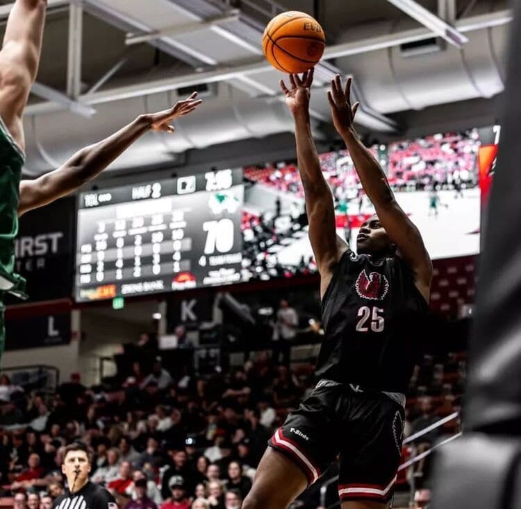 Southern Utah University Men's Basketball at University of Washington