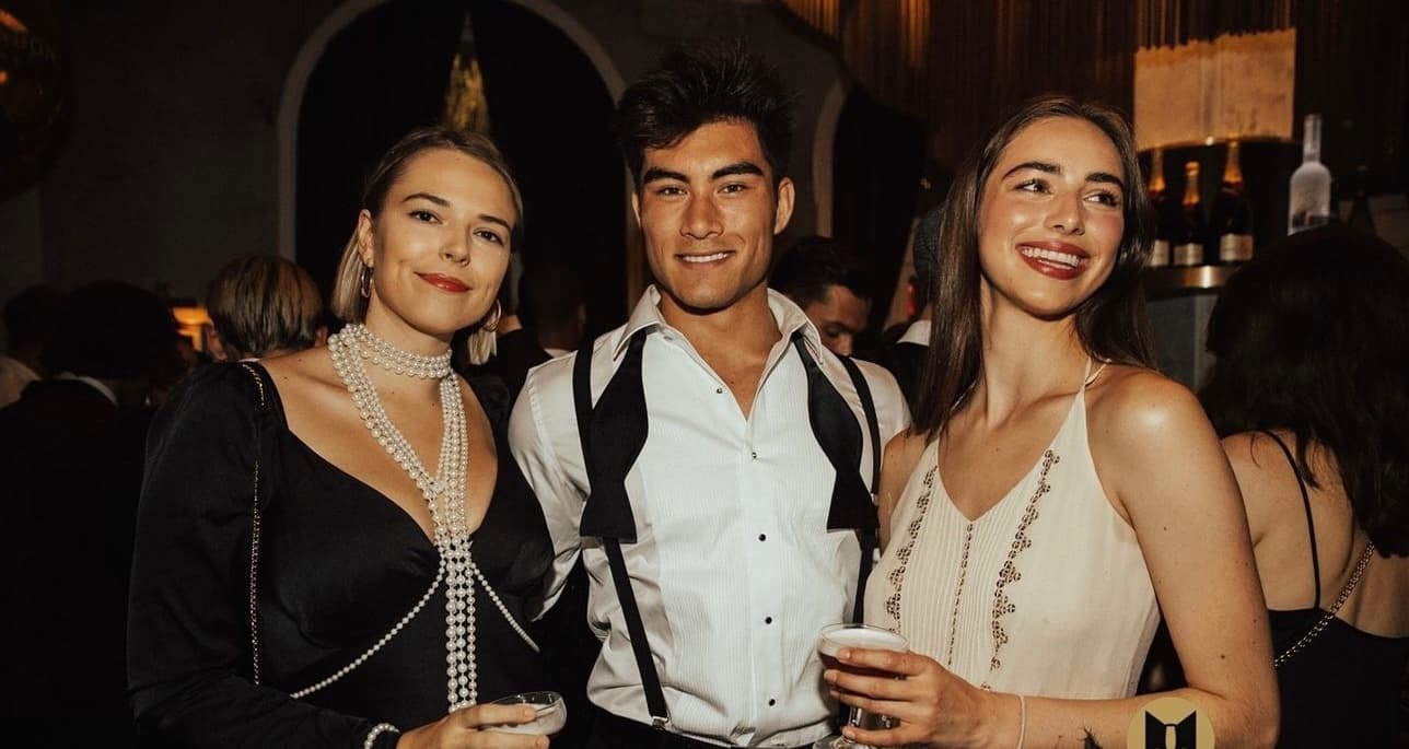 Christmas Party Dinner, Dance live music