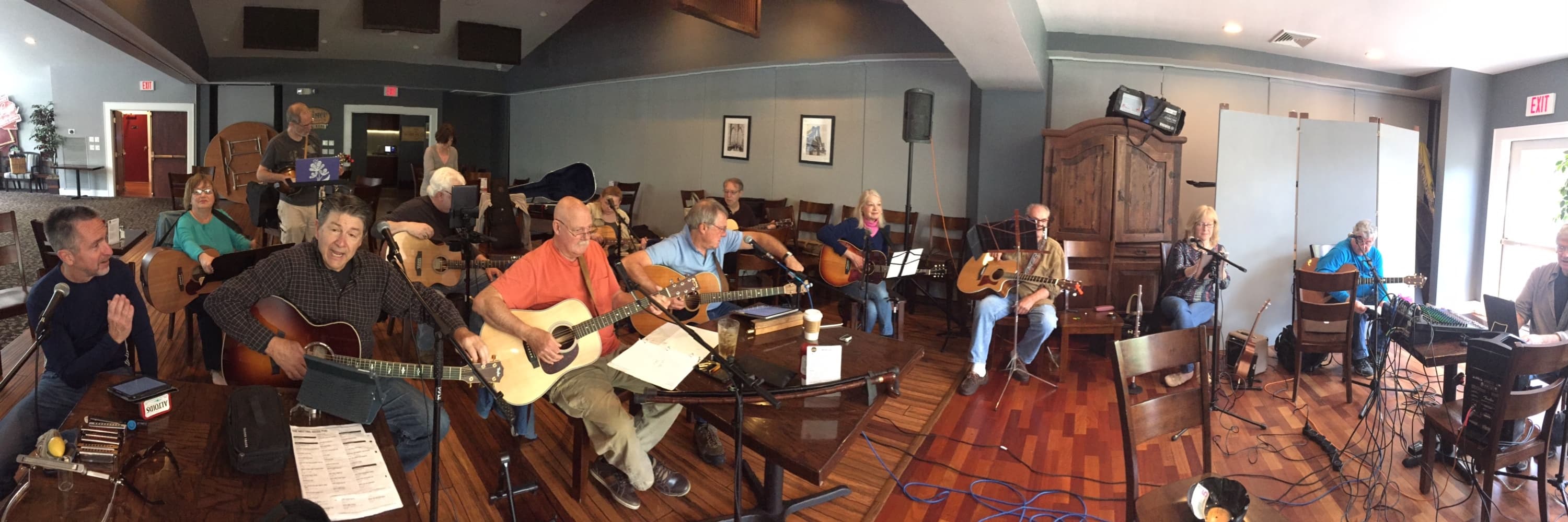 Wednesday Evening Jam @ Shakedown Street Eats, Bethel, CT 06801 6:00-9:00pm