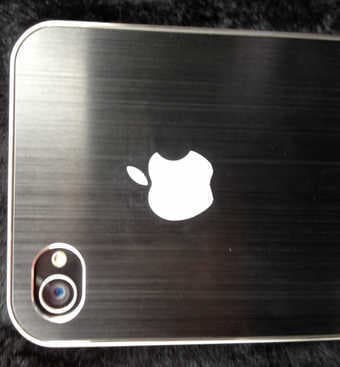 Premium Aluminum Skin Hard Back Case for Apple iPhone 4 2