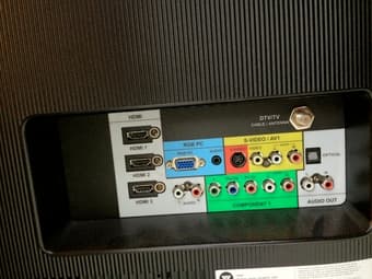 SELLING-VIZIO 47" HDTV 1080p 120Hz ($400) 2