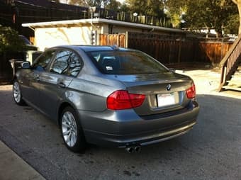 2010 BMW 328i Sedan, 8k Miles, Nav/Xenon/Steptronic/Heated Seat $31000 2