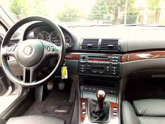 2004 BMW 330I, only 40,555 miles, very good condition, price 13500 3