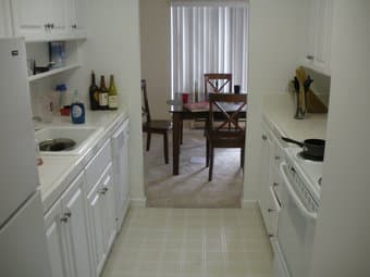 Roommate for this Awesome 2 Bed/1Bath across street from Stanford 2