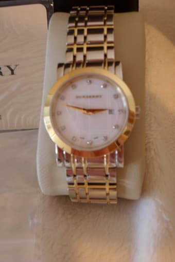BURBERRY Ladies' Wristwatch (with Diamonds) FOR SALE 3