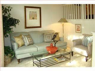 1 or 2 bedrooms in a Mountain View townhome, dates flexible! 3