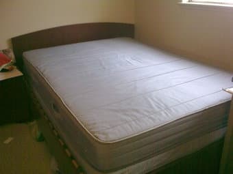 IKEA queen size matress and Sofa bed (futon) 3