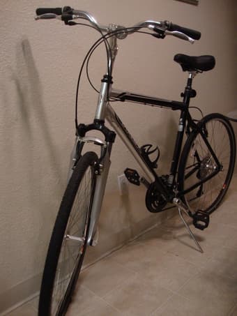 Trek 7100 men 22" $350 or obo 1