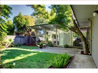 2 Rooms in a large cozy 4 bedroom House Palo Alto. Available immediate 1