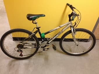 Mongoose Bicycle for Sale! $80 OBO 1