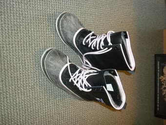 Sorel women's size 10 snow boots 1