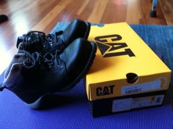brand new women's hiking boots_size 7_black_ Caterpillar Carlie Steel 3