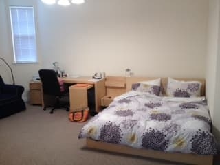 Master bedroom w/ bathroom in Redwood City House July-Mid Sept sublet 1
