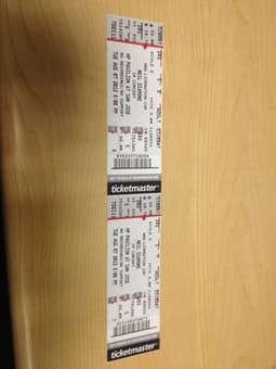 2 Neil Diamond Tickets 1