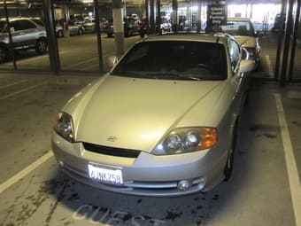 2003 Hyundai Tiburon GT Sports Coupe - $6950 1