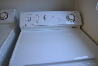 Sell: Washer & Dryer 3