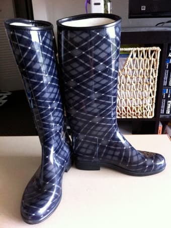 Dav Rain Boots - Sz 10 - Like New - $20 1