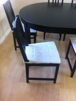 Extendable Dining Table with 6 chairs - $210 1