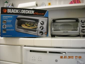 Black & Decker Home Counter top oven TR0480BS (with box) 1