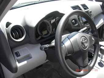 2011 Toyota RAV4(6,000miles) with Toyota Care - $20,000 or best offer 3