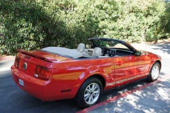 Ford Mustang 2006 Convertible $11,999 1
