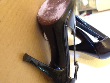 ***Michael KORS PATENT BK heels size 5.5 - $35 2