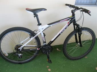 GT Aggressor Mountain Bike - $200 OBO <2 yrs old, original price $380 1