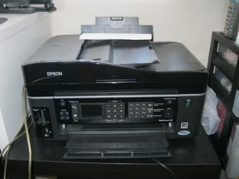 Epson Workforce 610 Wireless - $60 (Bought for $150) 1