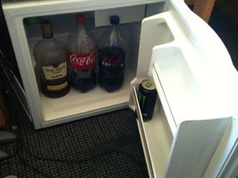 Selling 1.7CU Magic Chef Fridge $20 OBO 1