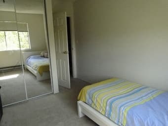 $950 furnished bedroom sublet near california ave. 6/24-9/24 1