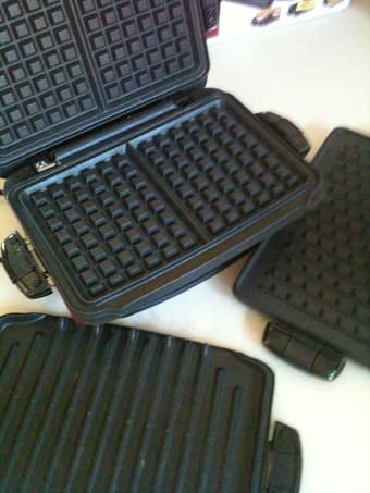George Foreman Grill, like new, Only $48 ($100-149 value) 2