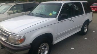 Ford Explorer 1997 - 2500 USD 1