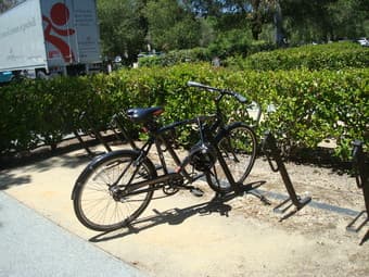 9 month old Bike for sale! GREAT PRICE! 1