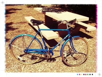 Stylish Vintage Schwinn Collegiate 26" Bike 1