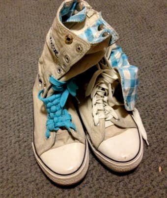 $5 Shoes 2