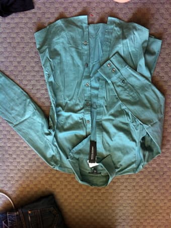 NEW Banana Republic Fitted Button down Shirt Sz. Medium $15 1