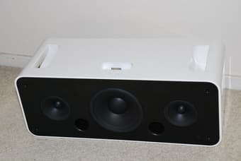 Apple Hi-Fi Home Stereo for iPod (White) 1