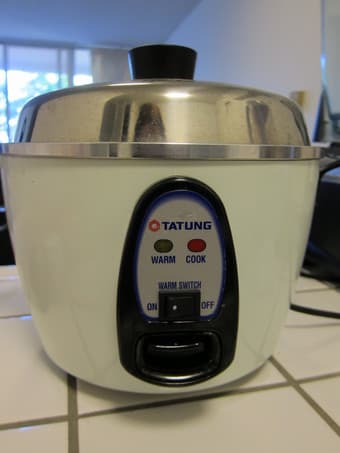 Tatung Multi-functional Rice Cooker 6 cups $50 大同電鍋 1