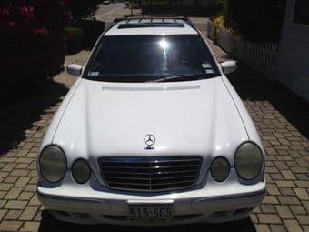 Mercedes-Benz E320 - $6150 3