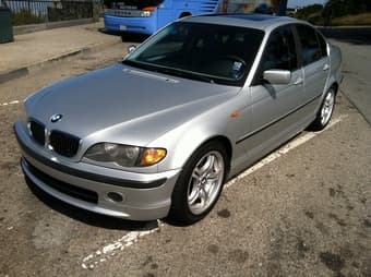 2004 BMW 330i Sedan Automatic with Sport Package Clean Title - $9000 1