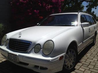 Reduced price!! Mercedes-Benz E320 - $5950 1