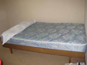 Family moving sale with very interesting prices 1