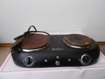1500-Watt Double Burner with 2 Cast Iron Cooking Plates for sale : $20 2