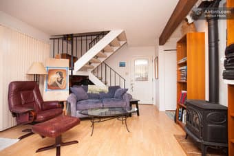 $75 Stay at 'Artistic Townhouse' by the night (Mountain View) 1