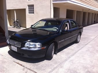 Moving sale( very clean title VOLVO and good condition of necessities) 1