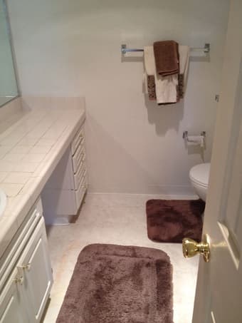 Bedroom available in beautiful apartment near downtown Mountain View 3