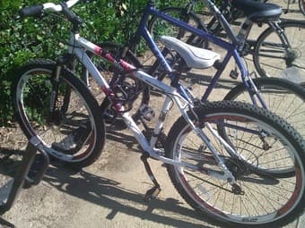 SALE OF A FANTASTIC MOUNTAIN BIKE => 130$ 1
