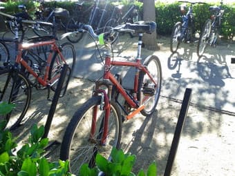 Amazing red bike !!!!! 1